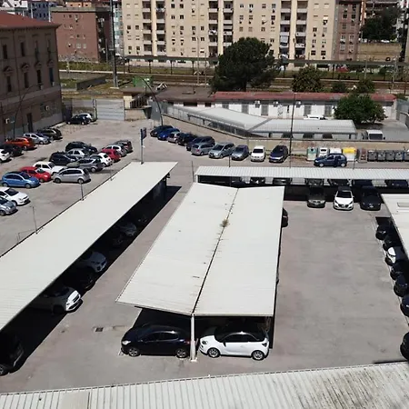 Via Coriolano 8 شقة *