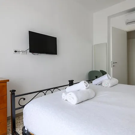 Via Coriolano 8 Apartamento